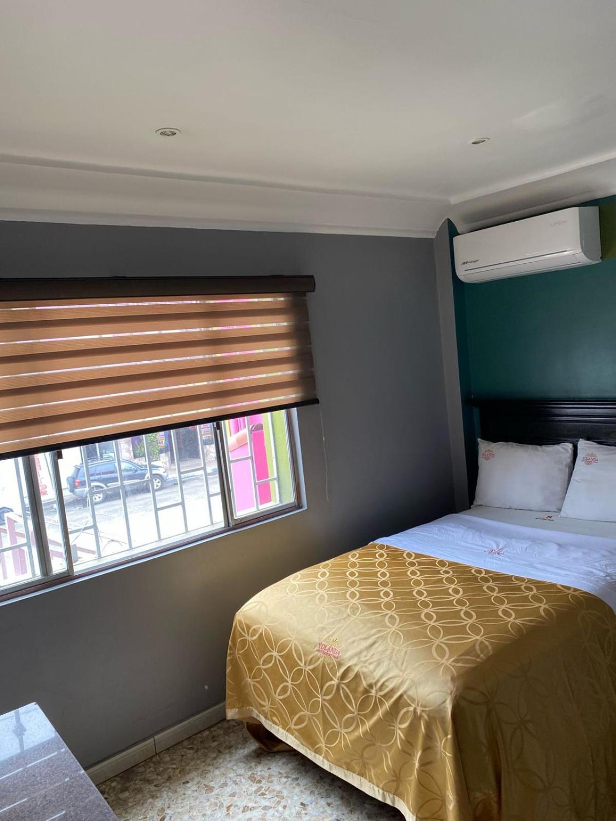 Hotel Yolanda Tijuana Buitenkant foto